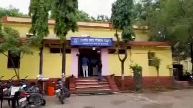 छत्रपती शिवाजी महाराज चौक येथे विनापरवाना वाहतूक करीत असलेला डिझेलचा टॅंकर पोलिसांनी पकडला