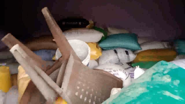 सप्लाई स्पेक्टर ने चावल के गोदाम को किया सील