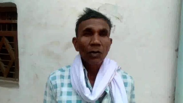 आवास की प्रथम किस्त आने पर माँगे पच्चीस हजार, नहीं देने पर दूसरी किस्त न आने की दी धमकी - आवास लाभार्थी का आरोप