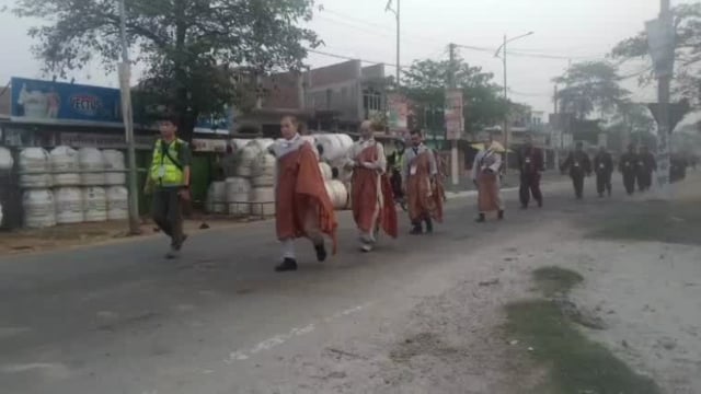 बिस्कोहर में सिद्धार्थ नगर बलरामपुर बॉर्डर पर 200 बौद्ध भिक्षुओ के दल को दी गई विदाई