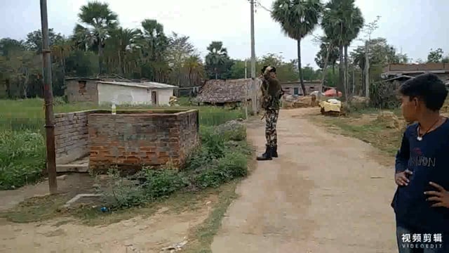 बागेश्वरी गांव में शांति व्यवस्था के लिए तीन मजिस्ट्रेट के साथ पुलिस बल की प्रतिनियुक्ति की गई है