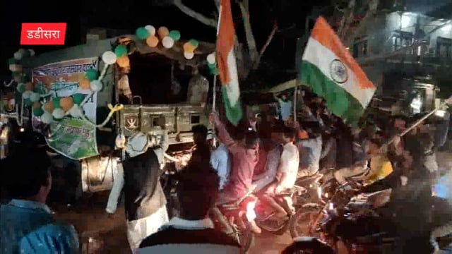 शहीद का पार्थिव शरीर पहुचा पैतृक गांव डडीसरा नम आंखों से श्रद्धांजलि कोको उमड़ा जनसैलाब