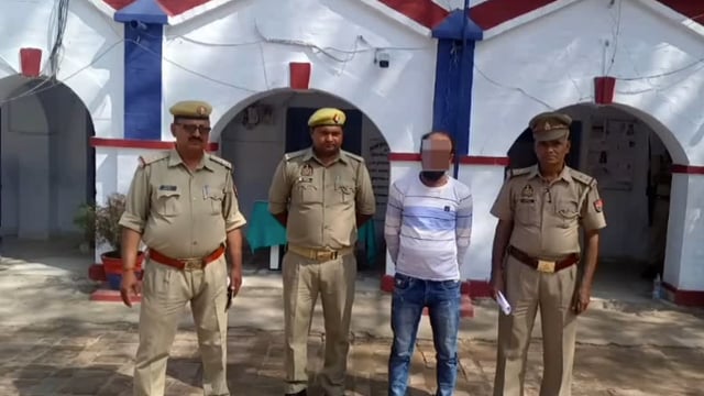 थाना डुमरियागंज पुलिस द्वारा बसंतपुर से चोरी की बुलेट मोटर साइकिल के साथ 1 नफर अभियुक्त को किया गिरफ्तार