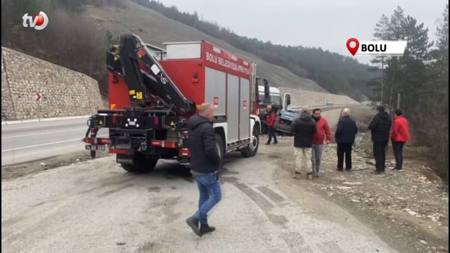 Hastaneye Gitmek İçin Bindikleri Araba Mezar Oldu