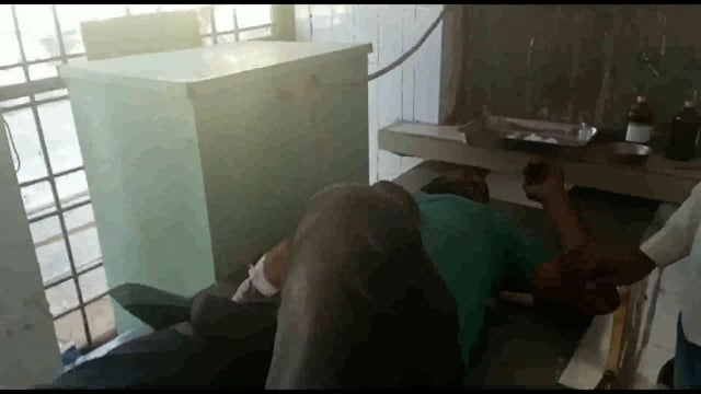 जिया के डेरा में अज्ञात कारणों के चलते 24 वर्षीय युवक ने जहरीला पदार्थ खाकर जान देने का किया प्रयास,परिजनों ने भर्ती करा