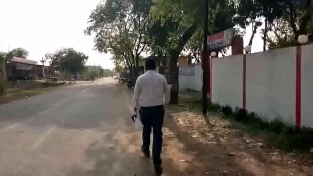 रास्ते को दबंग कर रहे अवरुद्ध ग्रामीण ने थाने पर की शिकायत#Prayagraj 