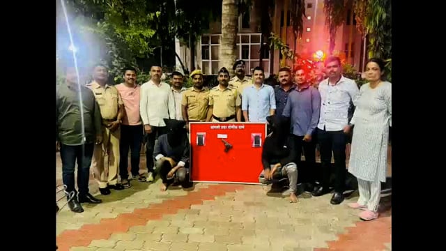 सांगलीमध्ये हत्यार विक्रीसाठी आलेल्या दोघांना पोलिसांनी घेतले ताब्यात एक पिस्टल व तीन काढतोस जप्त