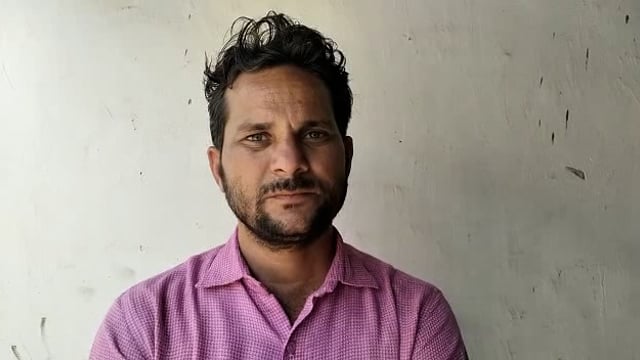 जालौन
अज्ञात कारणों से मुर्गी पालन केंद्र में लगी आग
करीब 3 हजार चूज़े,दो मोटरसाइकिल, सहित बहुत कुछ जलकर खाक 