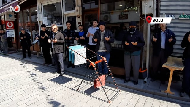 Ramazan Ayının İlk Cuma Namazında 7 Asırlık Gelenek Sürdürüldü