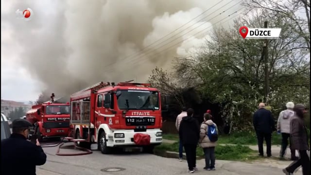 Uzunmustafa Mahallesinde Yangın