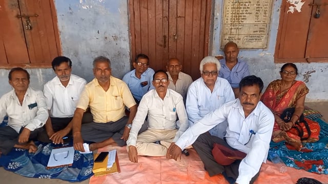 बिहार राज्य अनौपचारिक शिक्षा कर्मचारी संघ जमुई में बैठक कर पुराने पेंशन भुगतान करने का सरकार से किया मांग 