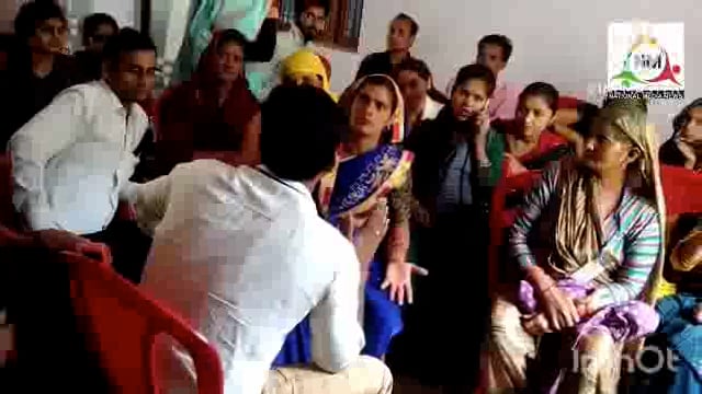 यूओसीई फाउंडेशन की ऊषा कार्यकत्रियों ने फाउंडेशन के अधिकारियों पर लगाया सैलरी ना देने का आरोप,मामला राया थाने तक पहुंचा।