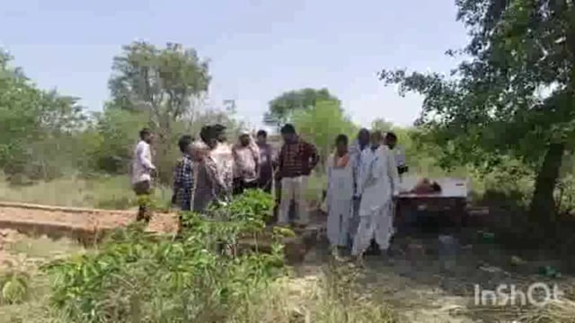 गोचारण की भूमि पर ग्राम प्रधान सहित दबंग भू माफियाओं का अवैध कब्जा