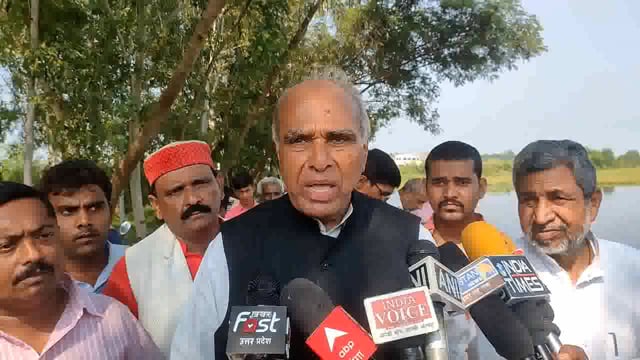 ग्रामपंचायतों में भुगतान के संबंध में किसी भी प्रधान के साथ अन्याय न हो डुमरियागंज सांसद जगदंबिका पाल।