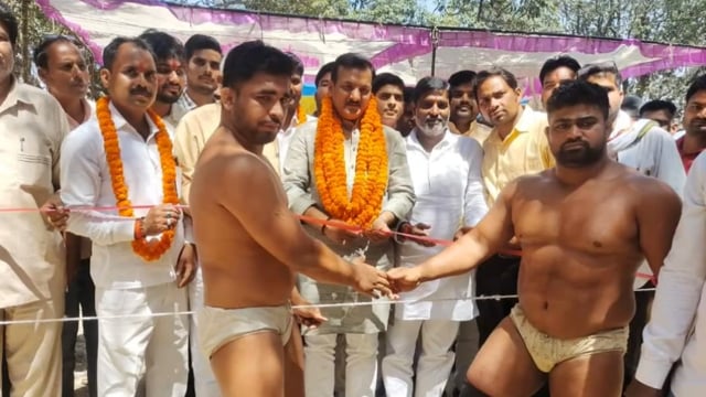 नागचौरी में स्व. सरयू पदारथ पाण्डेय की स्मृति में आयोजित हुआ विराट कुश्ती दंगल प्रतियोगिता का आयोजन