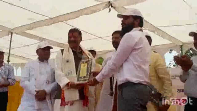 मथुरा के सेठ बीएन फौजदार स्कूल में ईट राइट मेला प्रदर्शनी का आयोजन किया गया जिसमें मथुरा जनपद के कई विधायक मौजूद रहे