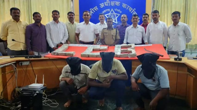 तासगाव येथील एक कोटी दहा लाख रुपये जबरी चोरीचा उलगडा तीन जण पोलिसांच्या ताब्यात