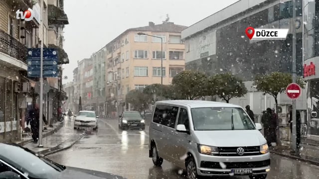 Düzce’de Kar Kalınlığı 30 Santimetreye Ulaştı