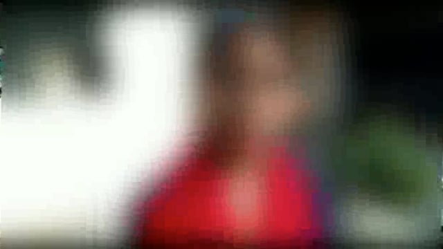 पैलानी थाना क्षेत्र के एक गांव में बाथरूम में कपड़ा धूल रही विवाहिता के साथ में युवक ने छेड़छाड़ करते हुए जान से मारने 