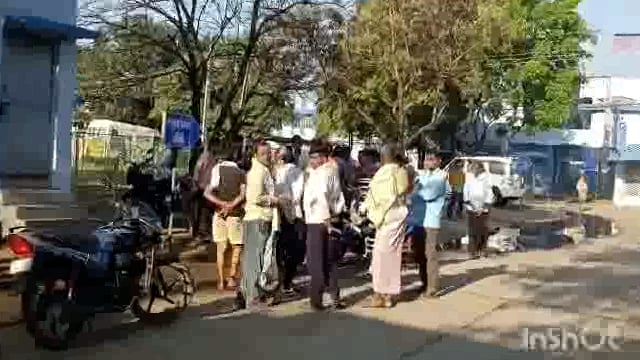 लखीसराय जिले के तेतराहट थाना क्षेत्र के गुणसागर गांव के समीप सड़क हादसे में एक व्यक्ति की हुई मौत