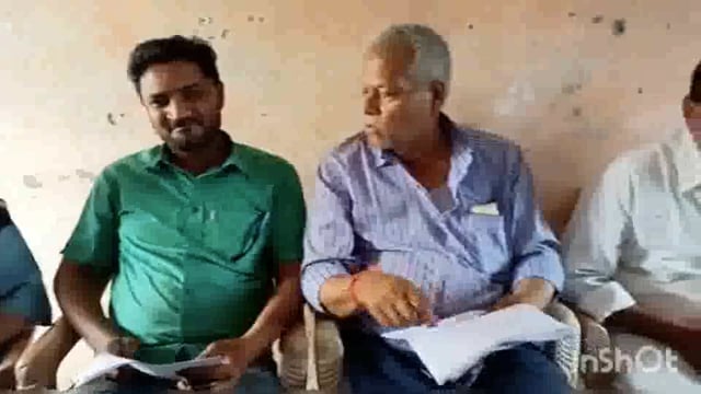 कांग्रेस नेता राहुल गांधी को परेशान करने को लेकर सुगौली प्रखंड कांग्रेस ने किया प्रेस कांफ्रेंस,केंद्र को बताया भ्रष्ट्र