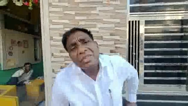 जालौन में जियो कंपनी द्वारा नगर क्षेत्र में बिछाई जा रही केबिल से ध्वस्त हो गई जल संस्थान की लाइन
सुनिए क्या कह रहे 