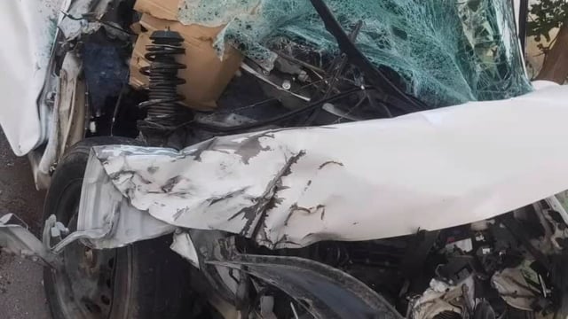 इटवा तहसील के बरगदवा निवासी व्यक्ति की बस्ती बढ़नी मार्ग के भानपुर के पास सड़क हादसे में गंभीर रूप से हुए घायल लखनऊ रेफर