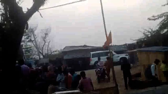 खुले में मीट मछली की सज रही दुकानें, स्थानीय नागरिकों ने की शिकायत, कागज पर दुकानें हटाई गई
थाना बाघराय बिहार बाजार