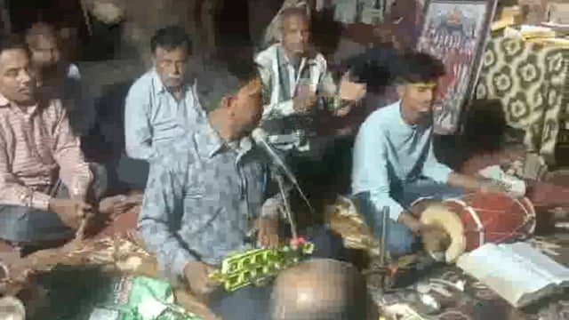 राम नगरी अयोध्या के बीकापुर में अनोखा तेरहवी संस्कार