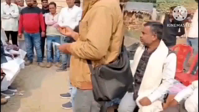 बिस्फी में राजद के राज्यसभा सांसद डॉ फैयाज अहमद ने बिस्फी प्रखंड राजद अध्यक्ष के पत्नी के निधन पर जताया शोक