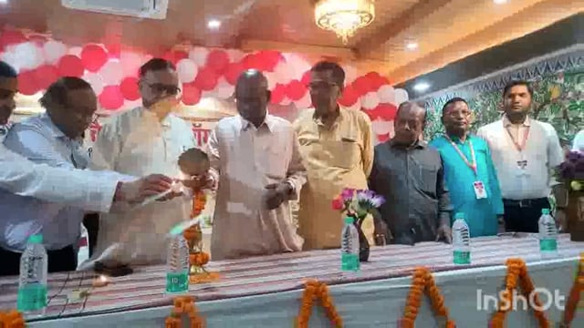 सुगौली के चैंबर ऑफ कमर्स ने किया कार्यक्रम का आयोजन,व्यवसाइयों को दिया गया सदस्यता का प्रमाण पत्र।