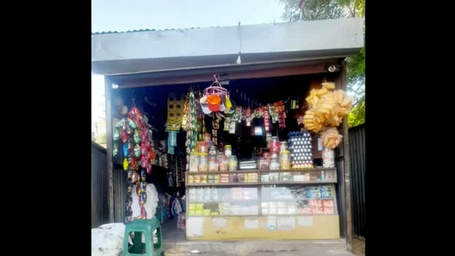 विभूतवाडी मध्ये रात्रीच्या अंधारात किराणा दुकानात चोरी 31 हजार रुपयाचे सिगारेट चोरून नेले