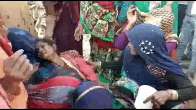 सिंधनकला गांव में 15 वर्षीय किशोरी ने खाना नही बनाया तो मां ने डाटा,बस इतनी सी बात पर फांसी लगाकर कर जान दे दिया किशोरी