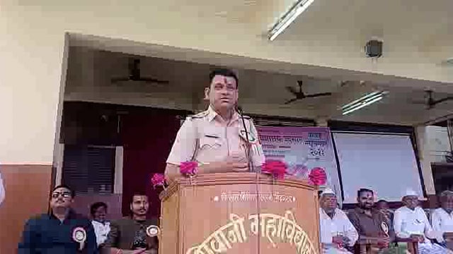 छत्रपती शिवाजी महाराज व डॉ बाबासाहेब आंबेडकर यांनी देशाला देणगी दिली,पोलीस निरीक्षक परमेश्वर कदम