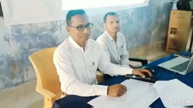 सिरदला के आदर्श इंटर विद्यालय सिरदला में जनगणना को लेकर पर्यवेक्षकों को दिया गया प्रशिक्षण