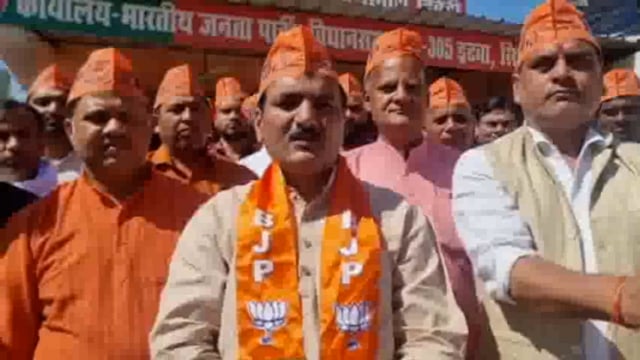 इटवा भाजपा कार्यालय पर मनाया गया भाजपा 44वां स्थापना दिवस पूर्व बेसिक शिक्षा मंत्री सतीश द्विवेदी रहे मौजूद