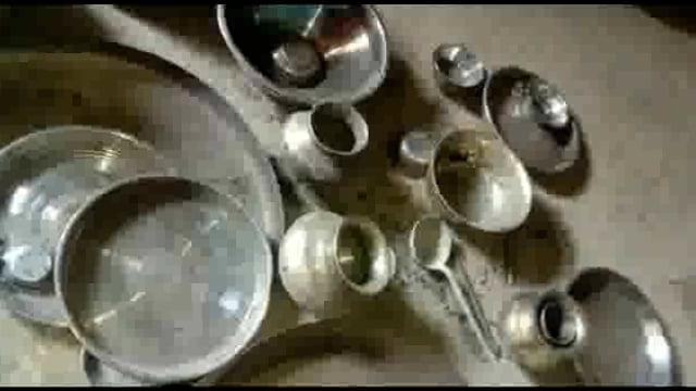 खरेई में अज्ञात कारणों के चलते आग लगने से कई मकान जले,मौके पर नायब तहसीलदार तथा पुलिस पहुंची