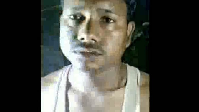 चिल्ला में ओमनी गाड़ी में घरेलू गैस सिलेंडर से गैस भरने के दौरान अचानक से लगी आग,आग की चपेट में आने से सीएनजी टेंपो जलकर