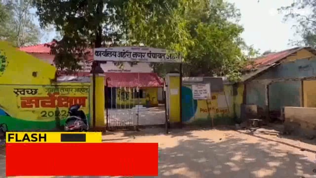 मुख्याधिकारी खोत यांनी केले खुलासा