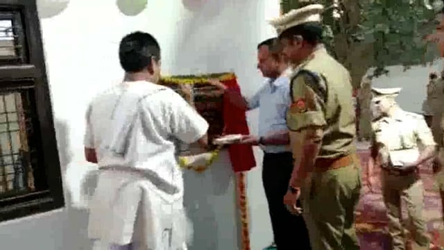 पुलिस अधिक्षक ने प्रभारी निरीक्षक कार्यालय का किया उद्घाटन
पुलिस विभाग हाईटेक सुविधाओं से हो रहा सुसज्जित
थाना नवाबगंज