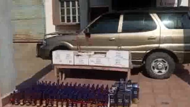 पुलिस ने वाहन सहित 182 लीटर विदेशी शराब किया बरामद, चालक फरार 