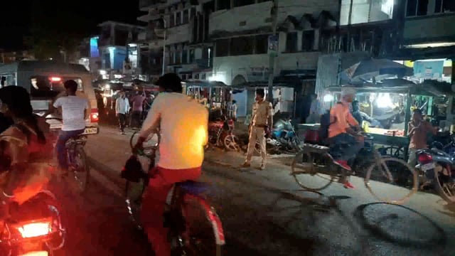 सूरजगढ़ा राष्ट्रीय राजमार्ग एनएच 80  पर हाईवा के इंजन में खराबी होने से एनएच 80 रहा बाधित