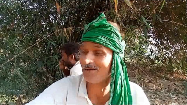 समाजसेवी तपेली सिंह यादव जनता को संदेश दिए हैं गर्मी के दिनों में पशु एवं पक्षियों के लिए नदी में जल का व्यवस्था किए हैं