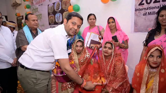 मथुरा बाल विकास सेवा एवं पुष्टाहार विभाग द्वारा पोषण पखवाड़ा 2023 के समारोह का हुआ समापन