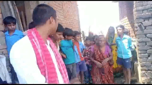 कोलबुजुर्ग पंचायत के नौगच्छी गांव में दो घरों में आग लगने से लगभग दो लाख रुपए मूल्य की संपत्ति जलकर हुई राख ।