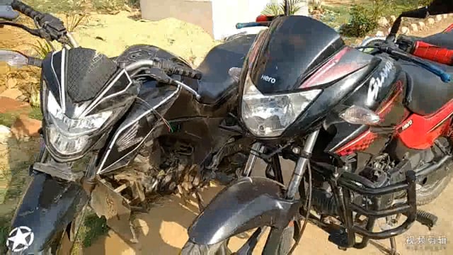 पुलिस ने 211 लीटर महुआ शराब के साथ दो बाइक तथा एक धंधेबाज को किया गिरफ्तार