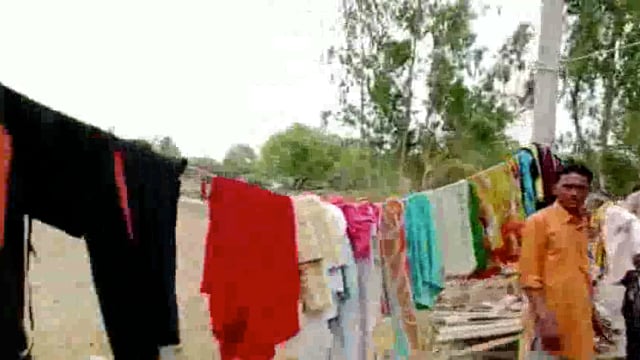 बिजली करंट से दो मौत,जेई लाइनमैन, बिजली चोरी से पम्पिंग सेट चलाने वाले पर मुकदमा दर्ज
शव अंतिम संस्कार को ले गये परिजन