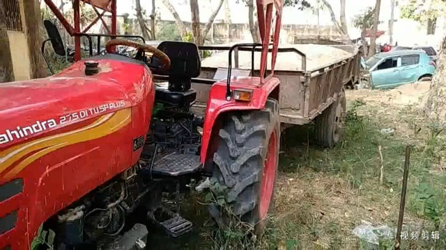 पुलिस ने अवैध बालू से लदा एक ट्रक टर को किया जप्त प्राथमिकी दर्ज