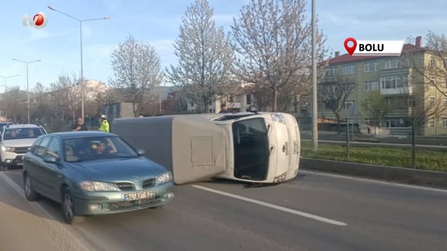 Araca Çarpmamak İçin Aniden Frene Basınca Yan Yattı 1 Yaralı