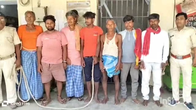 सुगौली पुलिस ने 29 लीटर शराब के साथ सात लोगों को गिरफ्तार कर भेजा न्यायिक हिरासत में।